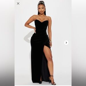 Elegant Black Velvet Strapless Evening Dress